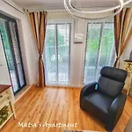 Apartment Matsa In Evergreen Complex *