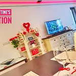 Matsa In Evergreen Complex Apartment