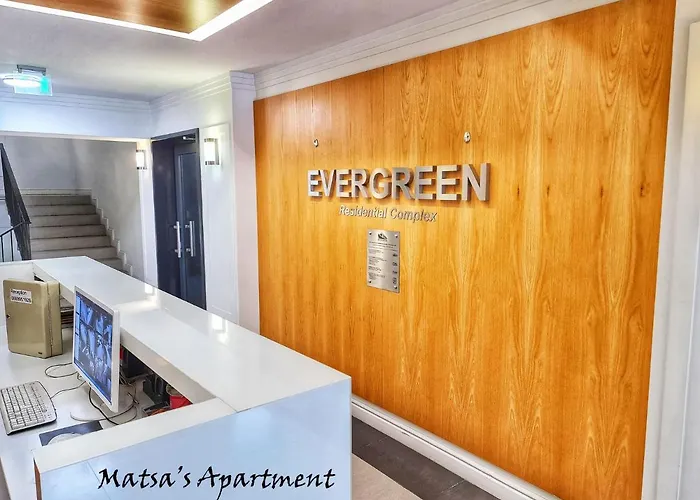 Matsa In Evergreen Complex * Warna