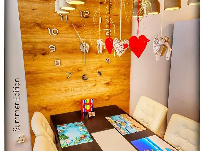 Apartment Matsa In Evergreen Complex *