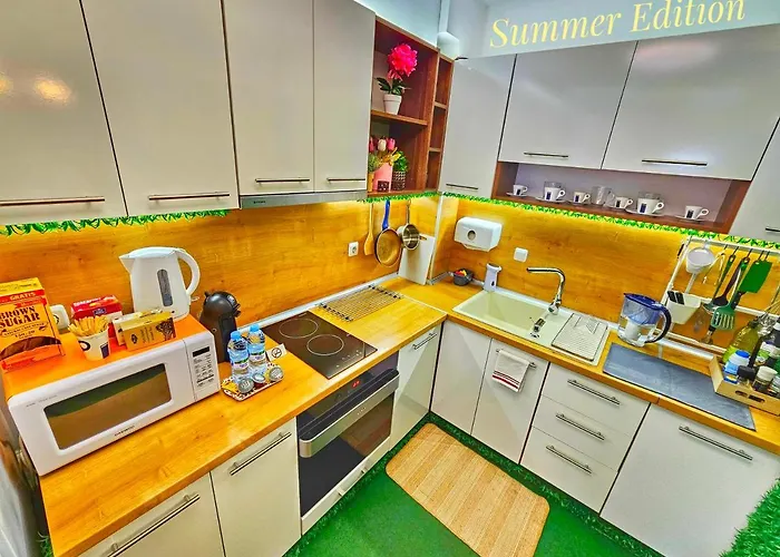 Apartment Matsa In Evergreen Complex *