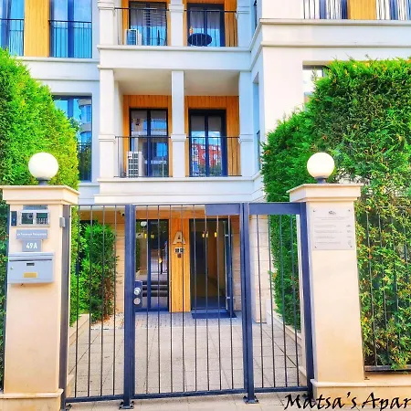 Matsa In Evergreen Complex Apartamento